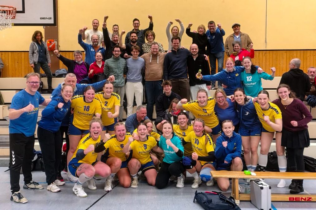 1. Frauen: Derbysieger